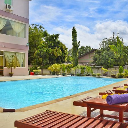Shwe Poe Eain Hotel New Bagan Экстерьер фото
