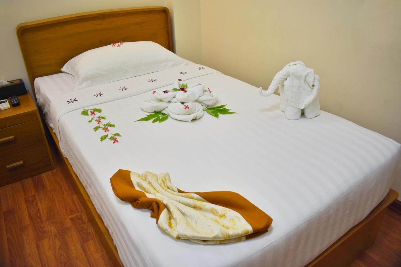 Shwe Poe Eain Hotel New Bagan Экстерьер фото
