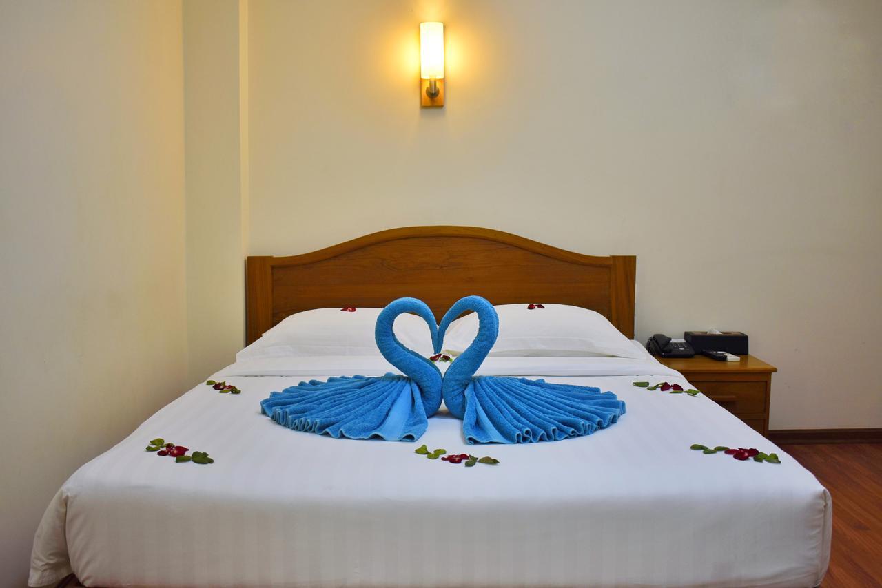 Shwe Poe Eain Hotel New Bagan Экстерьер фото