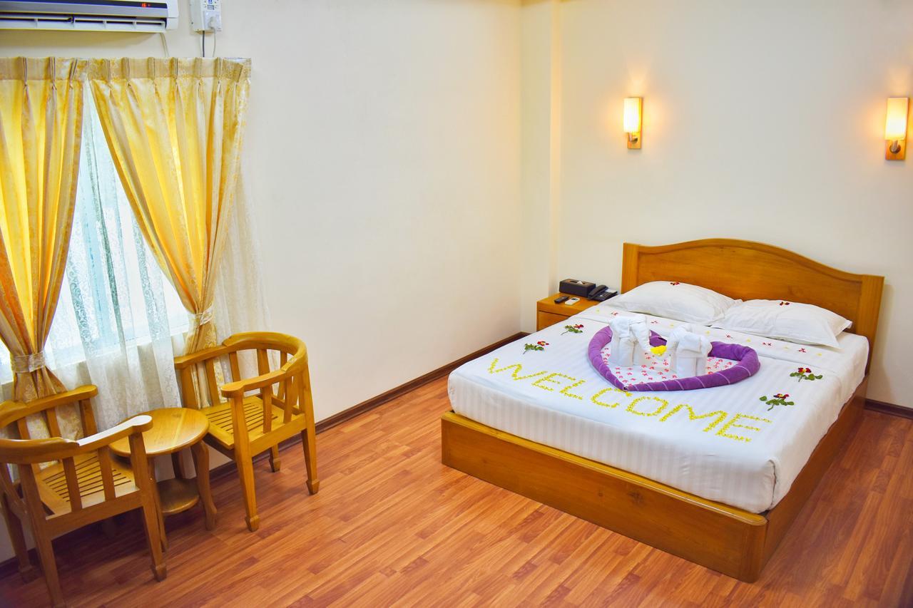 Shwe Poe Eain Hotel New Bagan Экстерьер фото