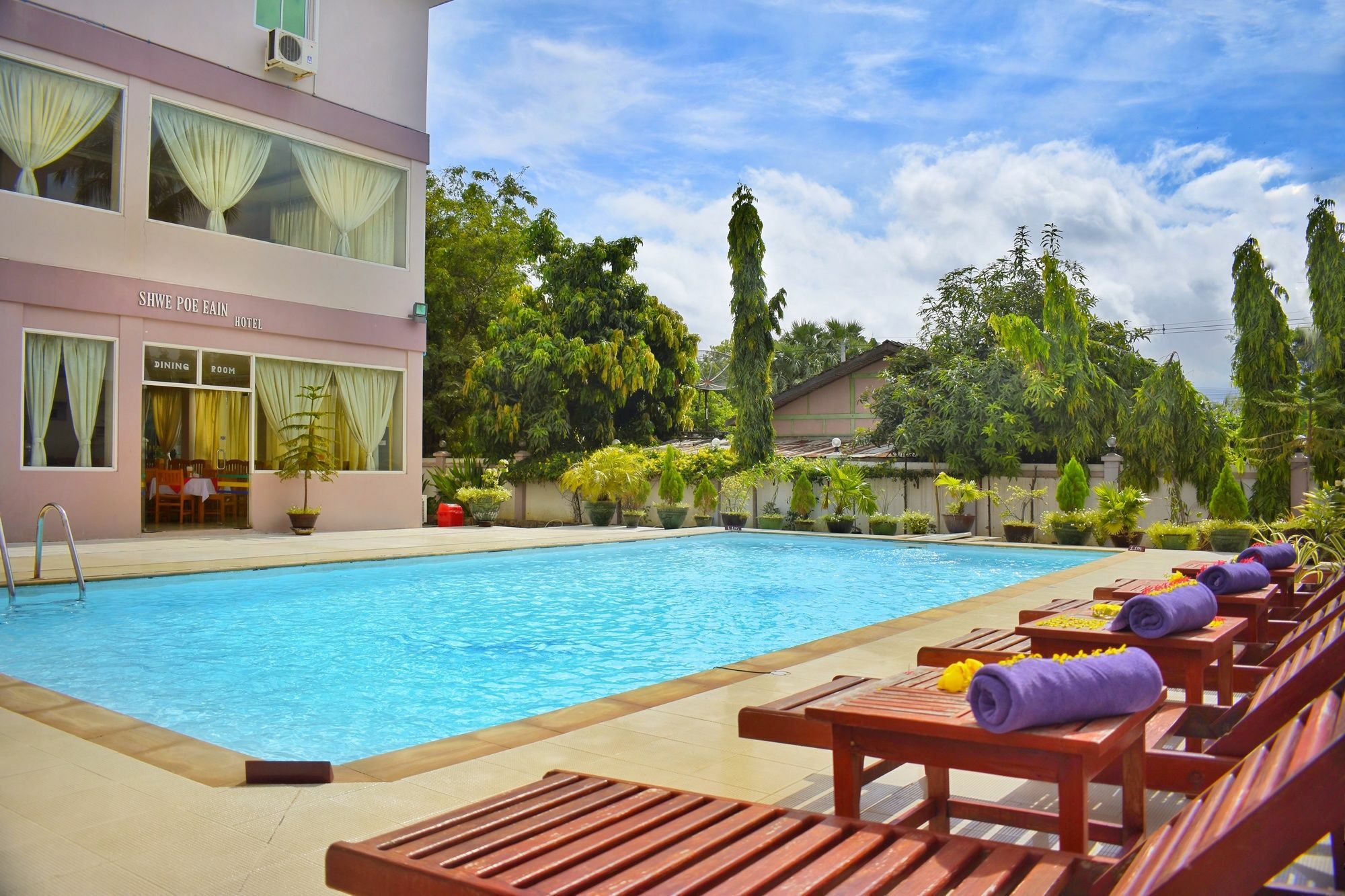 Shwe Poe Eain Hotel New Bagan Экстерьер фото