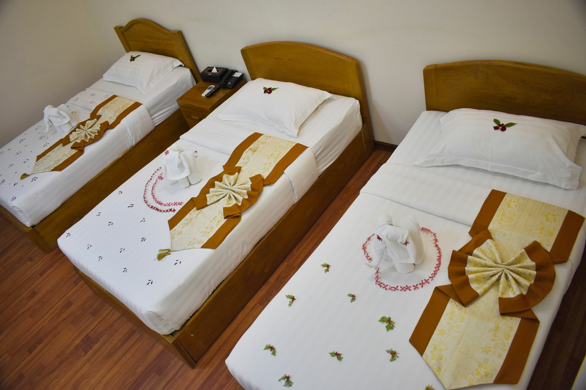 Shwe Poe Eain Hotel New Bagan Экстерьер фото