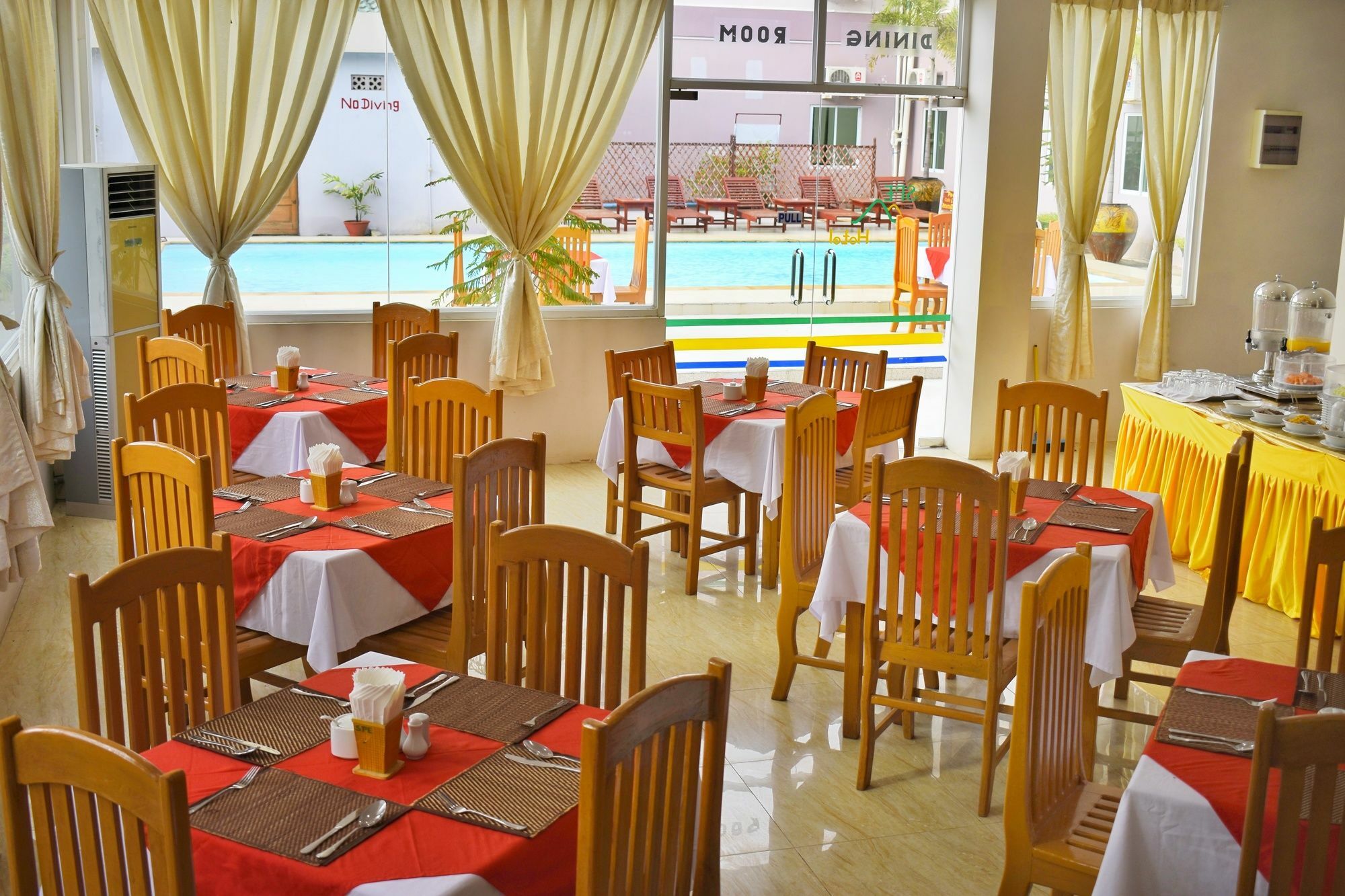 Shwe Poe Eain Hotel New Bagan Экстерьер фото